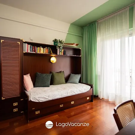 Specchio Sul * マネルバ・デル・ガルダ