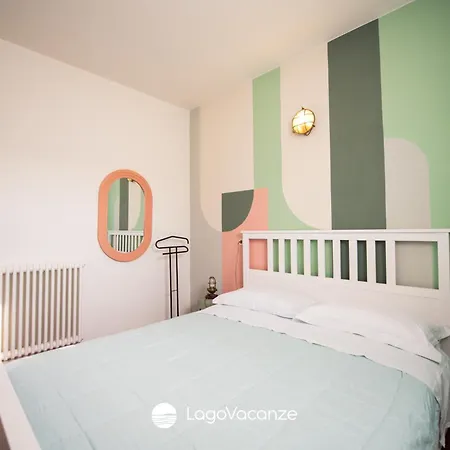 Specchio Sul アパート マネルバ・デル・ガルダ